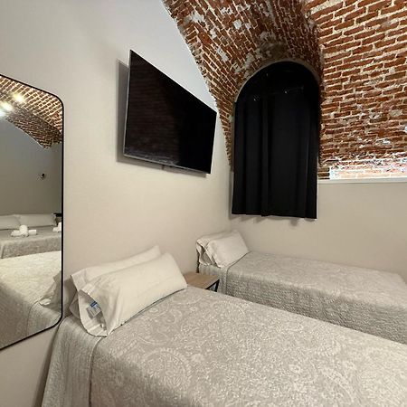 Cc Opera Suites Madrid Exterior photo