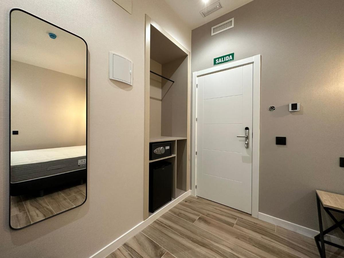 Cc Opera Suites Madrid Exterior photo