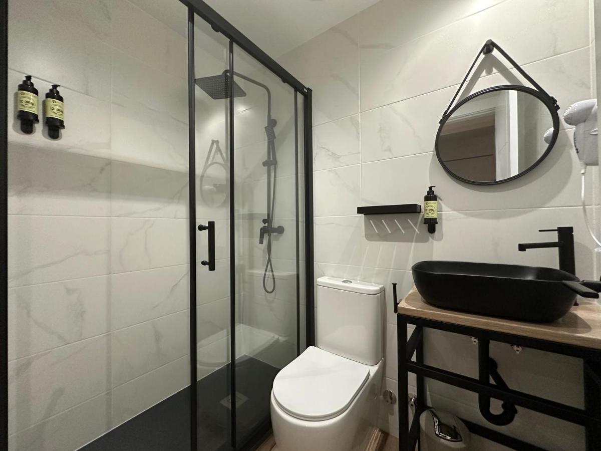 Cc Opera Suites Madrid Exterior photo