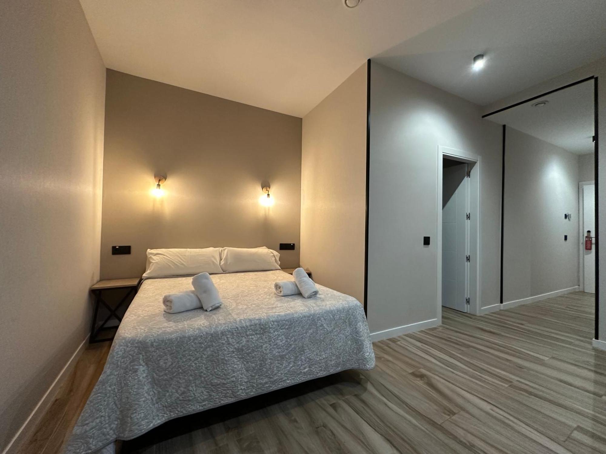 Cc Opera Suites Madrid Exterior photo